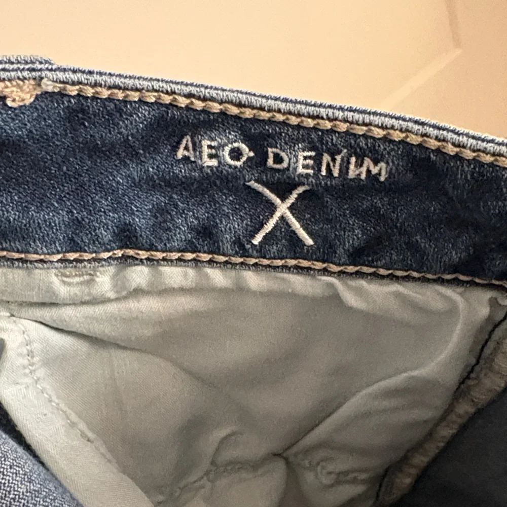 American Eagle Outfitters Blue Ripped Skinny Jeans lot of 2 - Picture 9 of 9